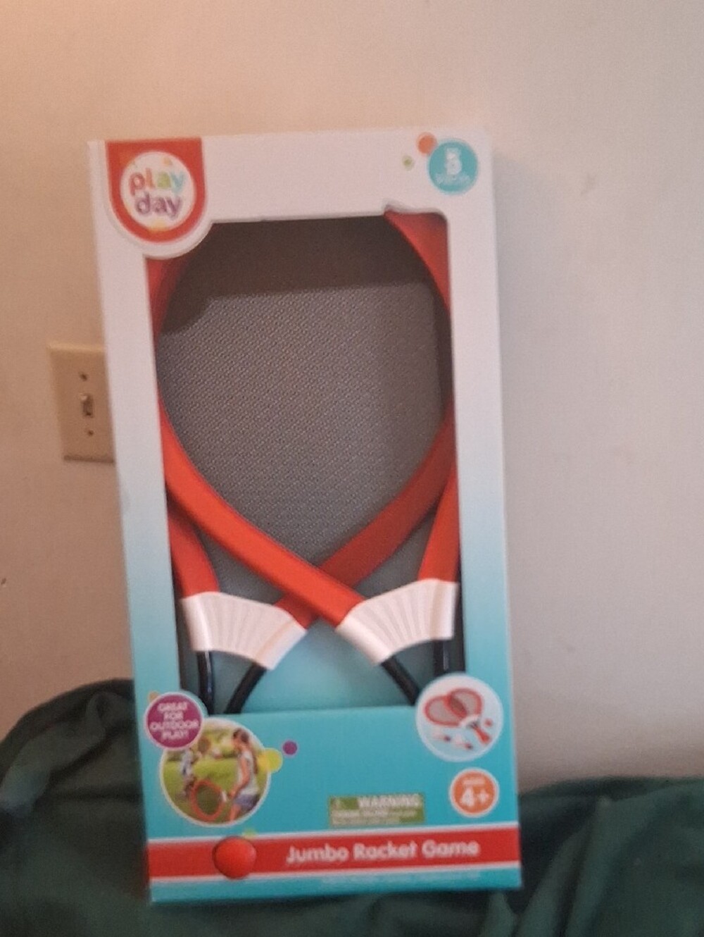 Jumbo Racket Game - Picture 3 of 5